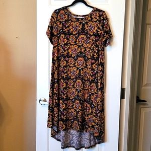 LULAROE CARLY MEDIUM EUC